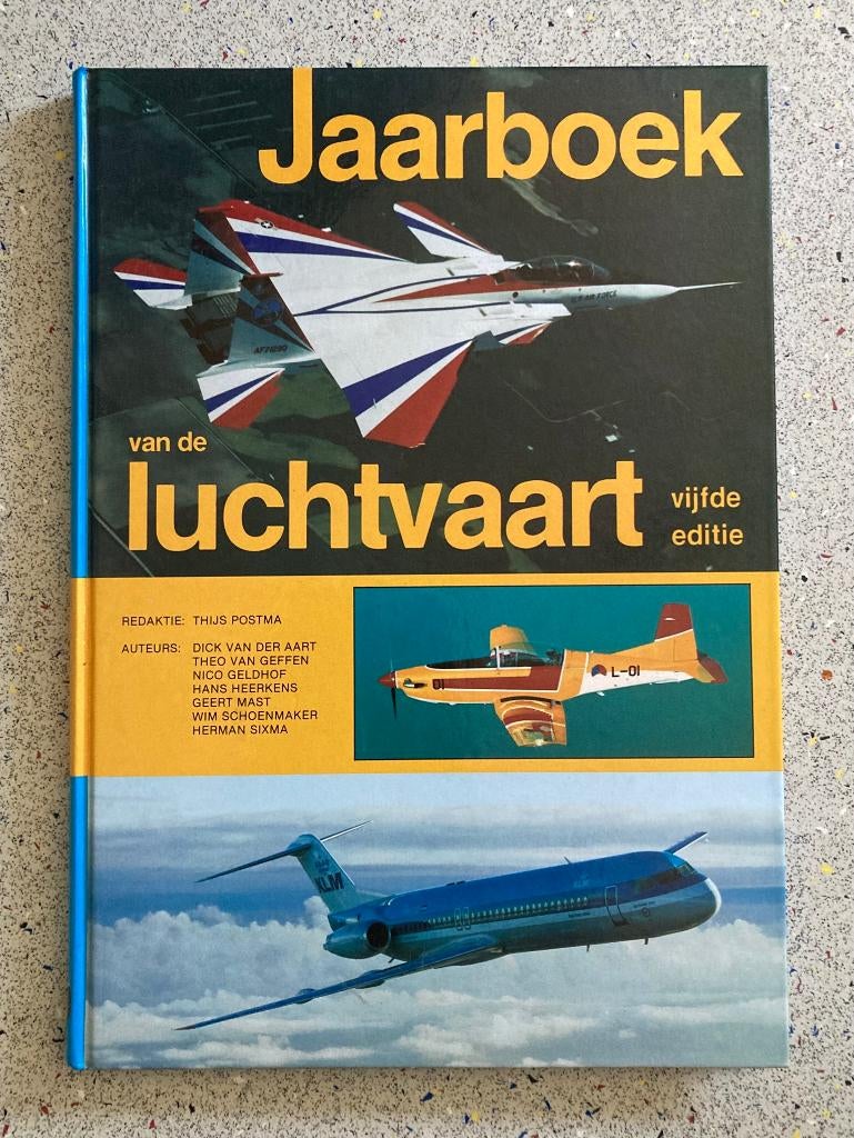 Jaarboek van de Luchtvaart vijfde Editie, Verzamelen, Luchtvaart en Vliegtuigspotten, Verzenden, Zo goed als nieuw, Boek of Tijdschrift