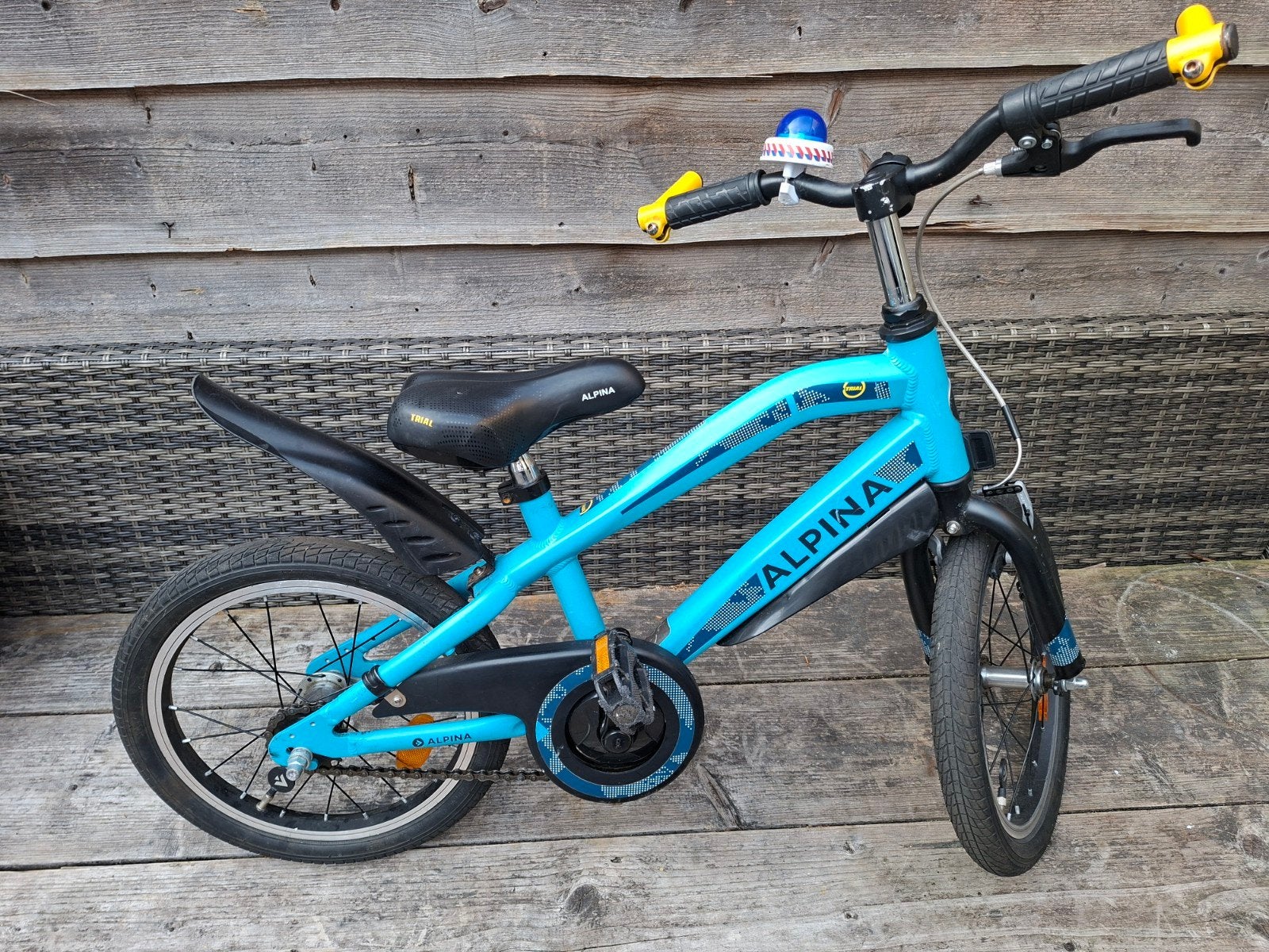 Alpina kinderfiets 16 inch, Fietsen en Brommers, Fietsen | Kinderfietsjes, Ophalen, Zo goed als nieuw, 16 tot 20 inch