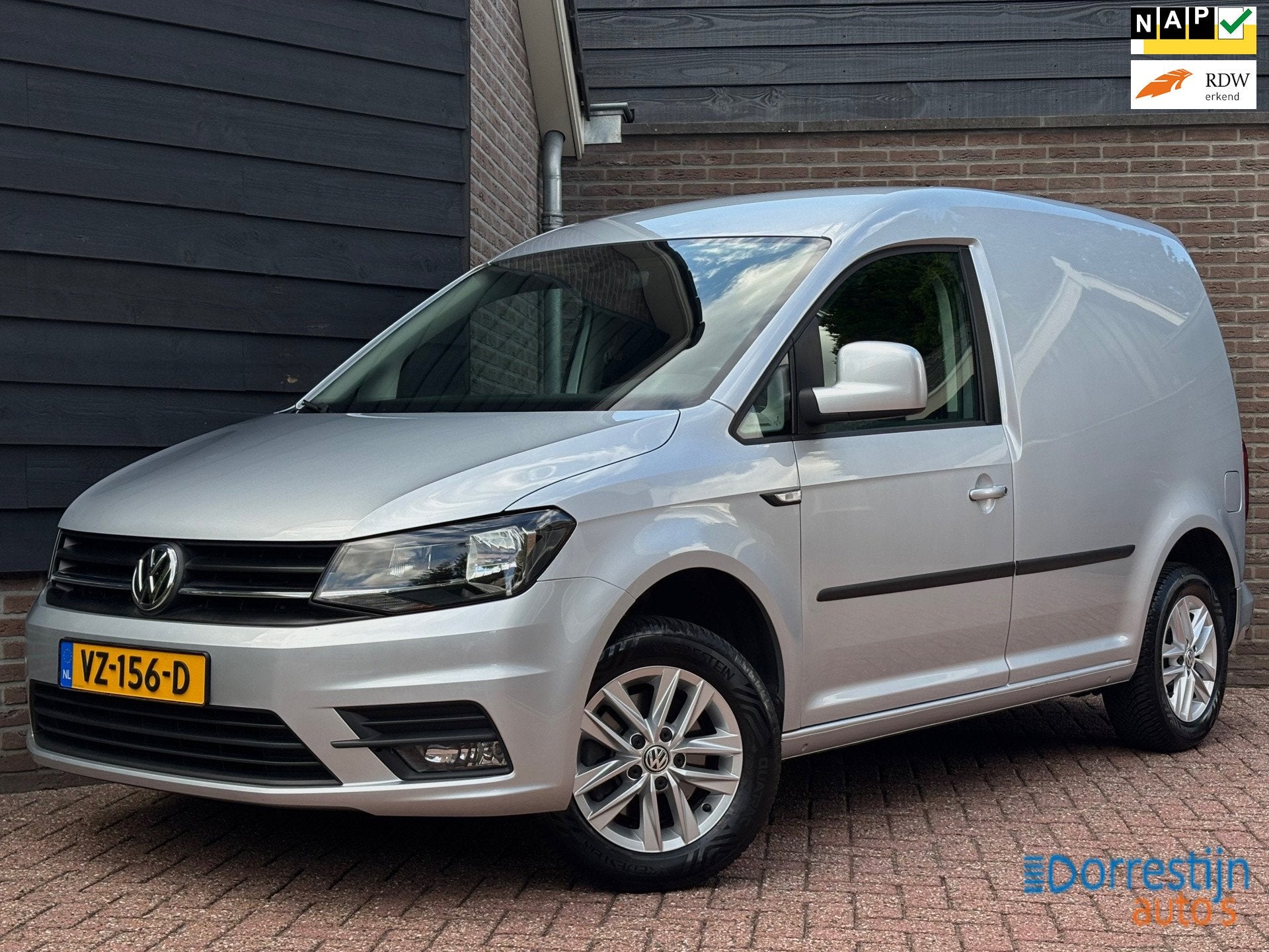 Volkswagen Caddy 1.6 TDI L1H1 Highline | Trekhaak | Cruise |, Voorwielaandrijving, Euro 5, Stof, Gebruikt