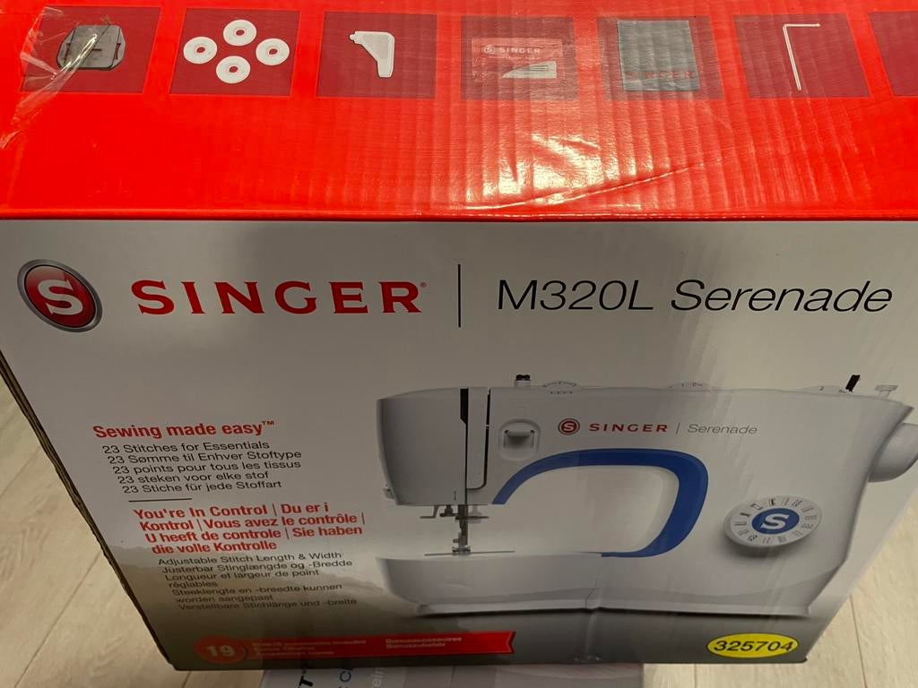 Singer Knaaimachine., Hobby en Vrije tijd, Naaimachines en Toebehoren, Ophalen of Verzenden, Zo goed als nieuw, Lockmachine, Singer