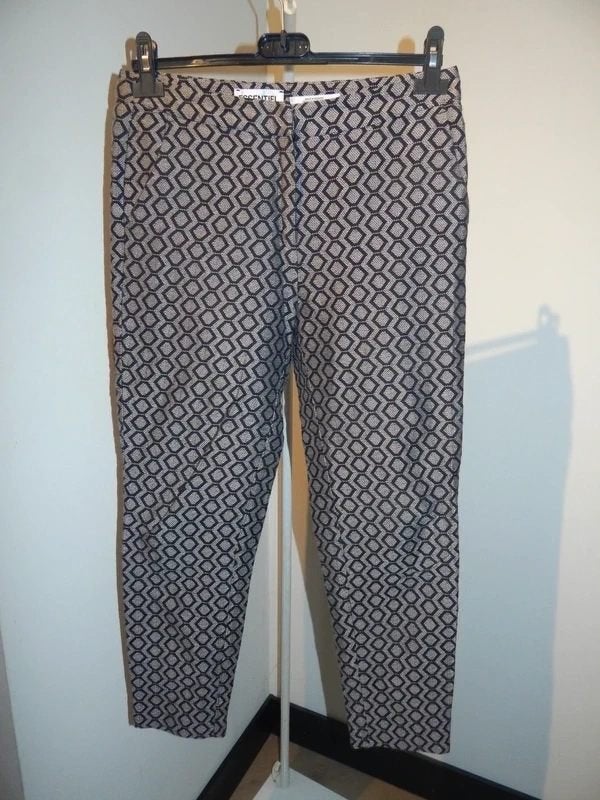 Essentiel Antwerp mooie capri broek pantalon in motief M, Maat 38/40 (M), Essentiel Antwerp, Lang, Gedragen