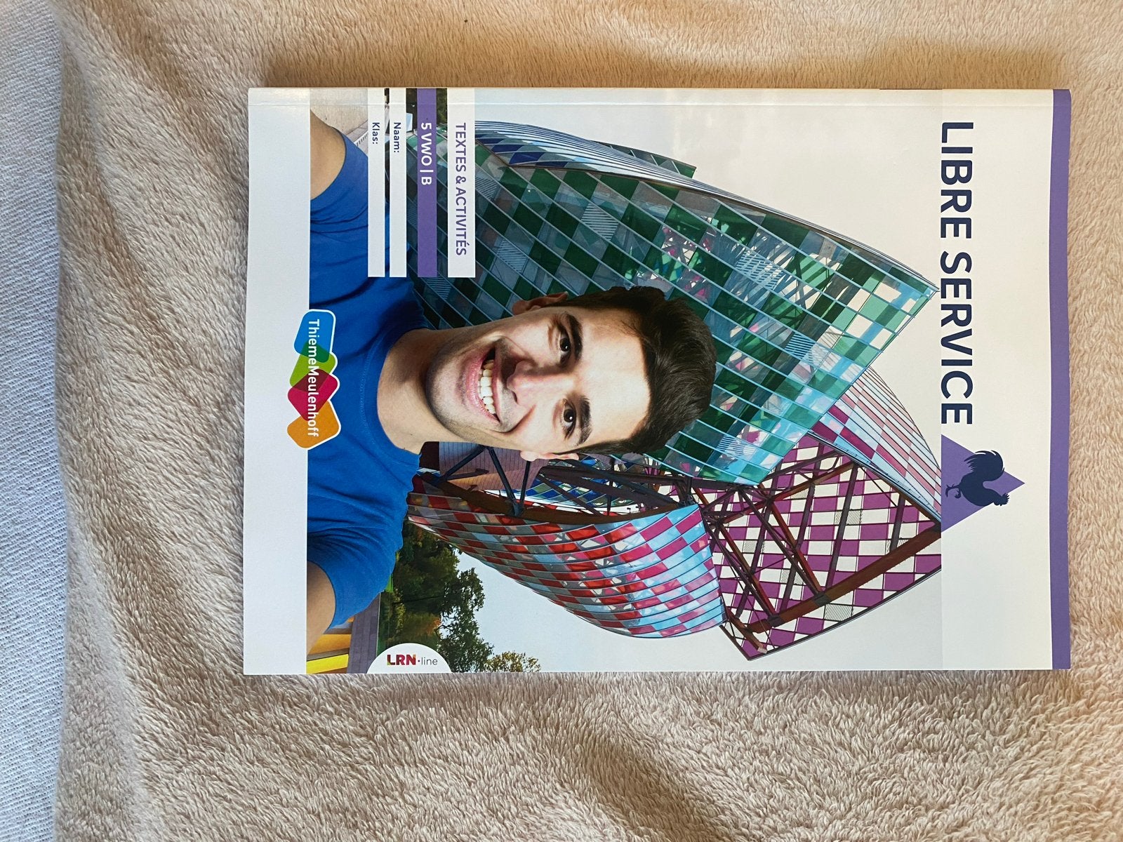 Libre Service Frans Tekstboek VWO5 1B - Zo goed als nieuw, Boeken, Ophalen of Verzenden, Alpha, Zo goed als nieuw, WO