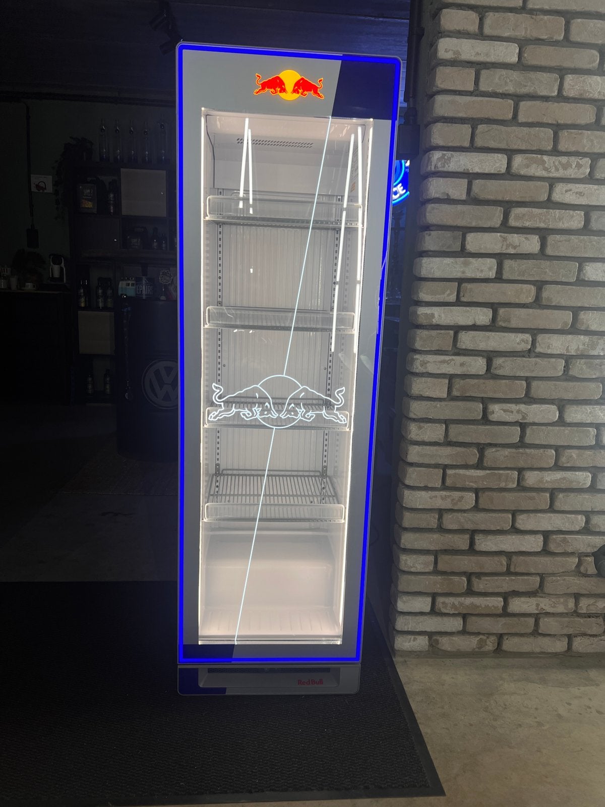 Redbull eco cooler medium, Ophalen, Zonder vriesvak, 200 liter of meer, 160 cm of meer