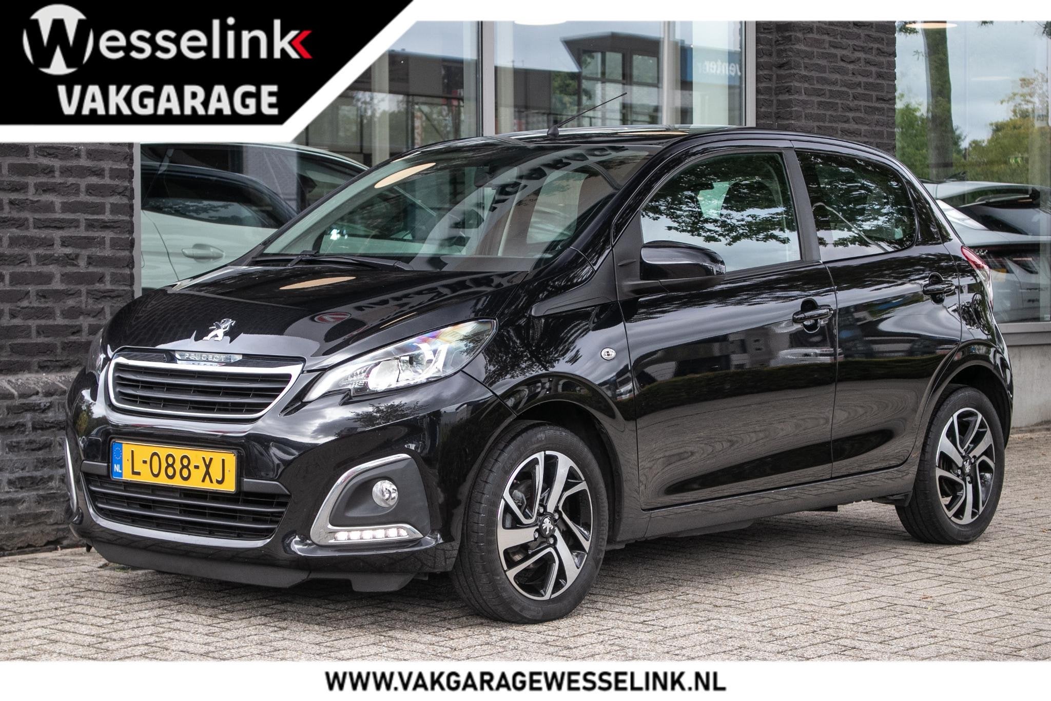 Peugeot 108 1.0 e-VTi Allure | Lmv | Carplay | Airco |, Auto's, Stof, Gebruikt, Euro 6, 4 stoelen
