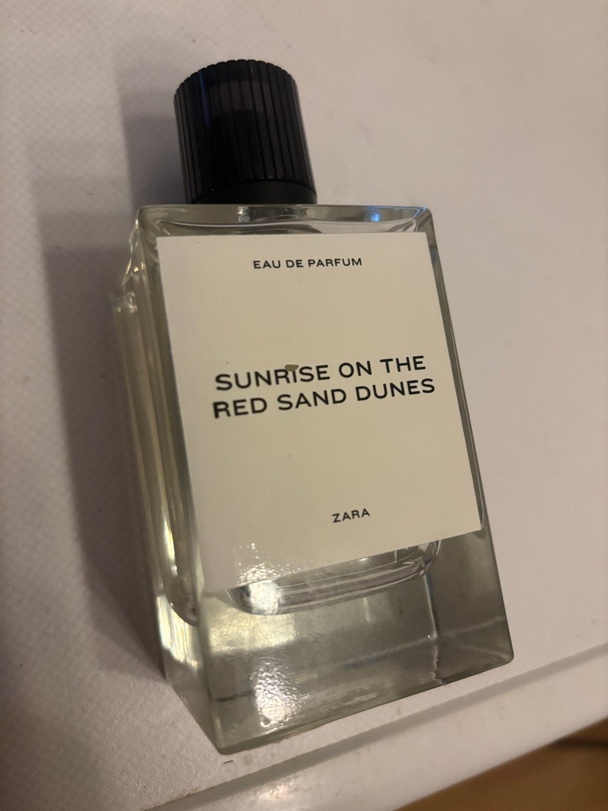 Zara Sunrise on the Red Sand Dunes Eau de Parfum, Sieraden, Tassen en Uiterlijk, Uiterlijk | Parfum, Ophalen of Verzenden, Zo goed als nieuw