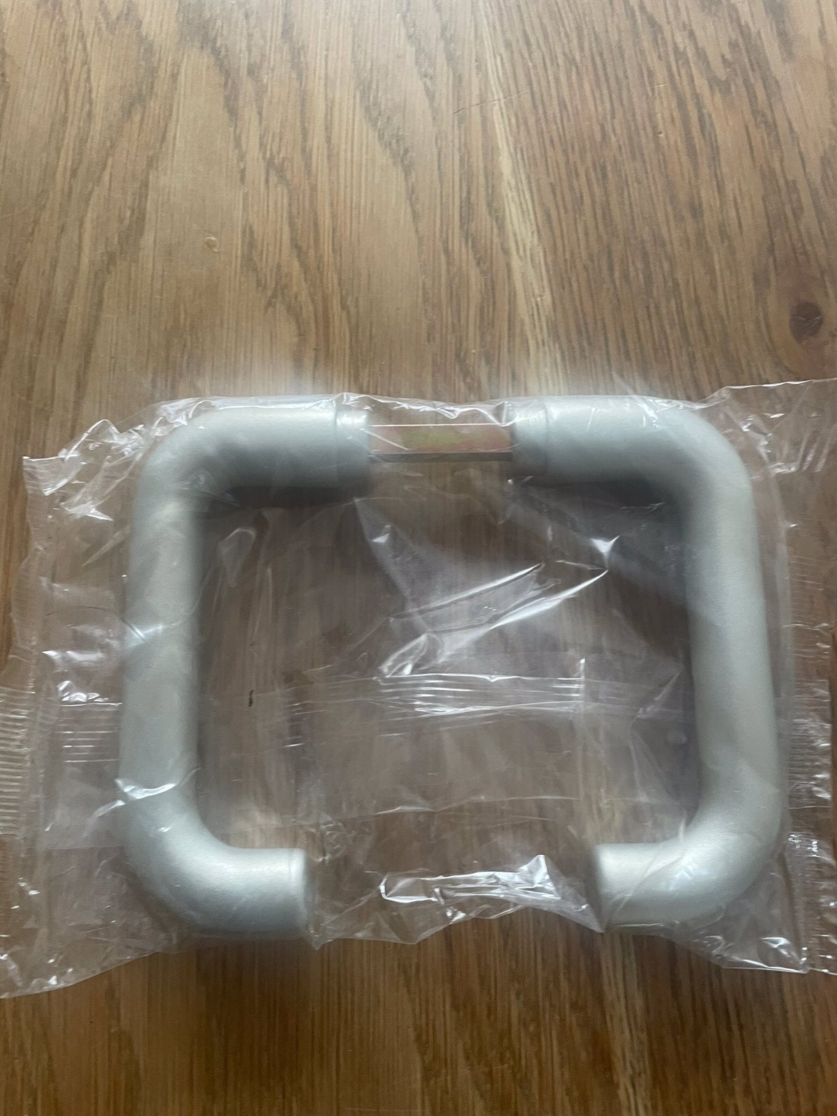 In plastic:2 Nieuwe moderne grijs metalen {RVS} Deurkrukken, Ophalen of Verzenden, Nieuw, Rvs, Klink of Kruk