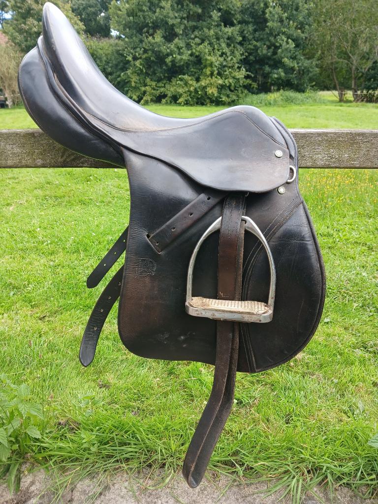 veelzijdigheidszadel, Dieren en Toebehoren, Paarden en Pony's | Zadels, Ophalen, Gebruikt, Overige soorten, X