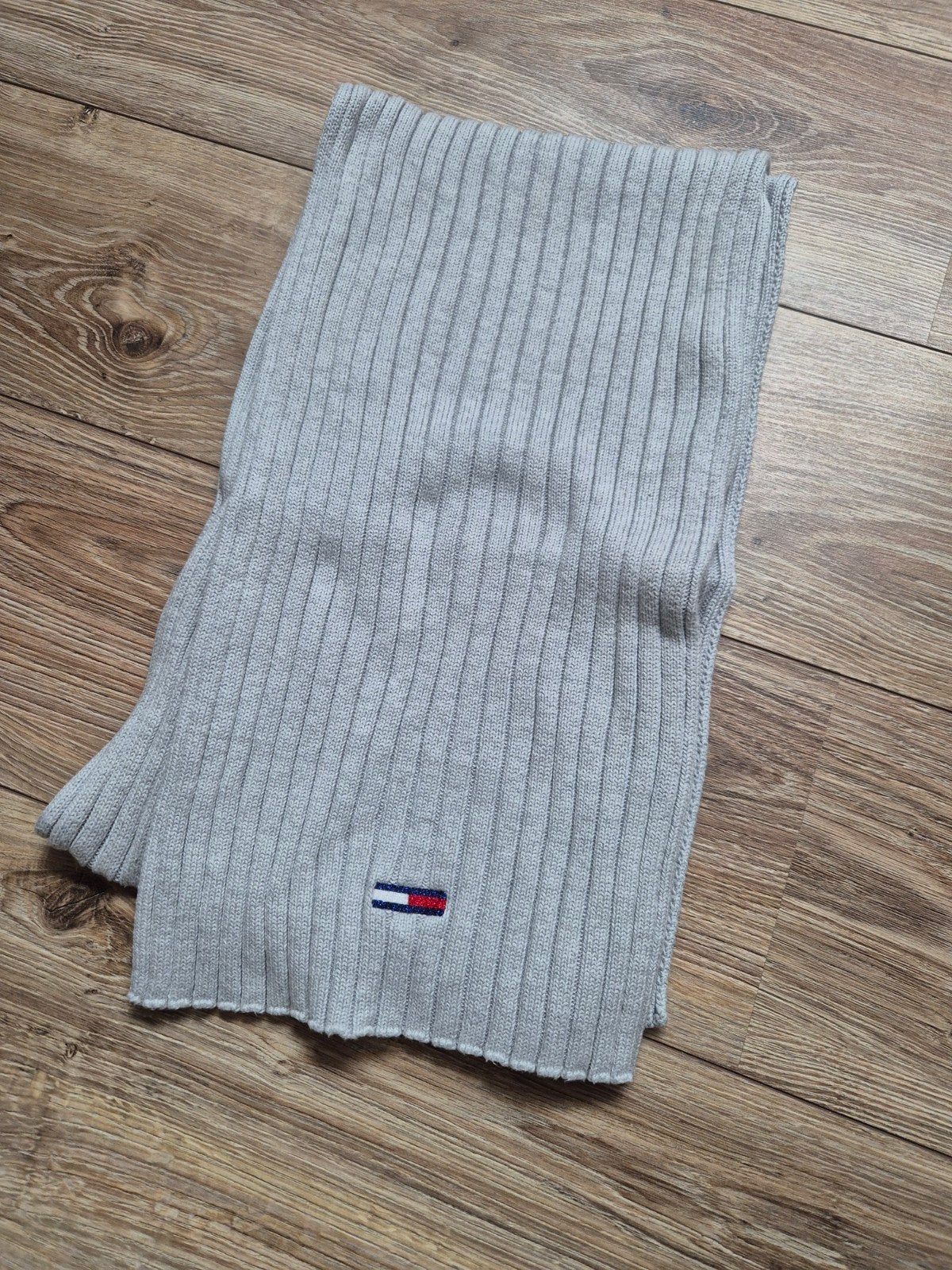 Tommy Hilfiger dames sjaal nieuw, Tommy Hilfiger, Ophalen of Verzenden, Nieuw, Sjaal