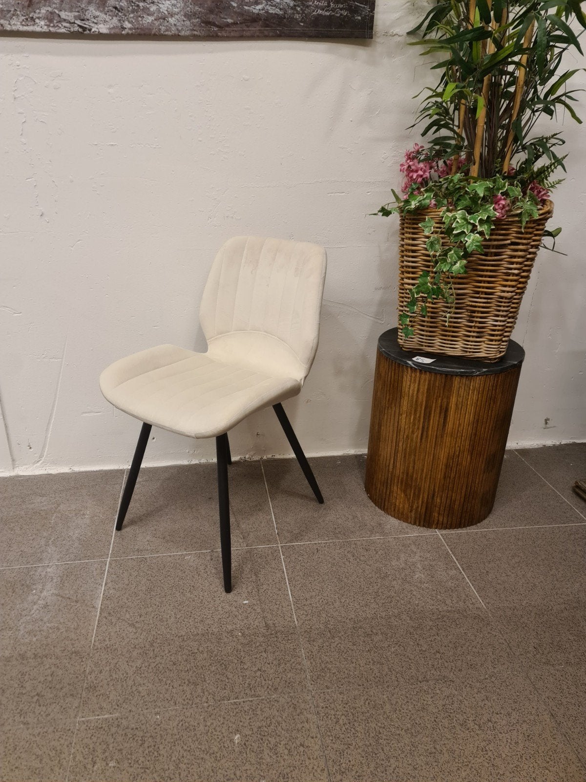 nieuwe eetkamerstoel adore velvet off white €35 per stuk, Ophalen, ., Wit, Nieuw