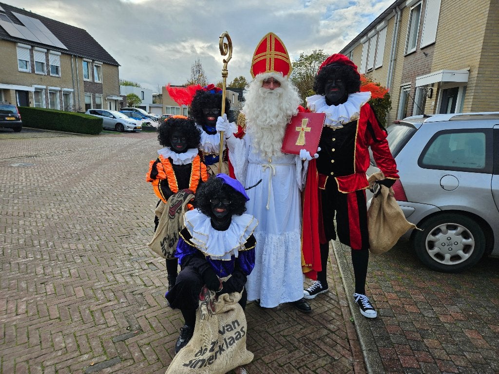 Sinterklaas bezoek voor bedrijven scholen en bij jou thuis., Diversen, Ophalen, Nieuw