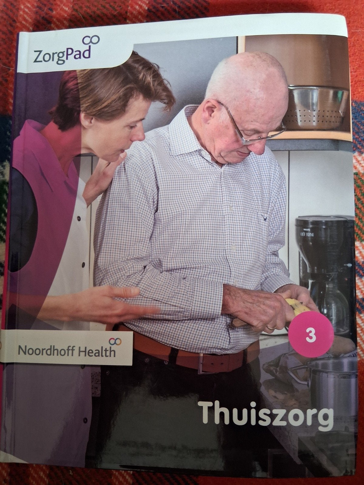 ZorgPad Thuiszorg 3 - Studieboek Verzorgende IG, Ophalen of Verzenden, Zo goed als nieuw, MBO, Noordhoff Health