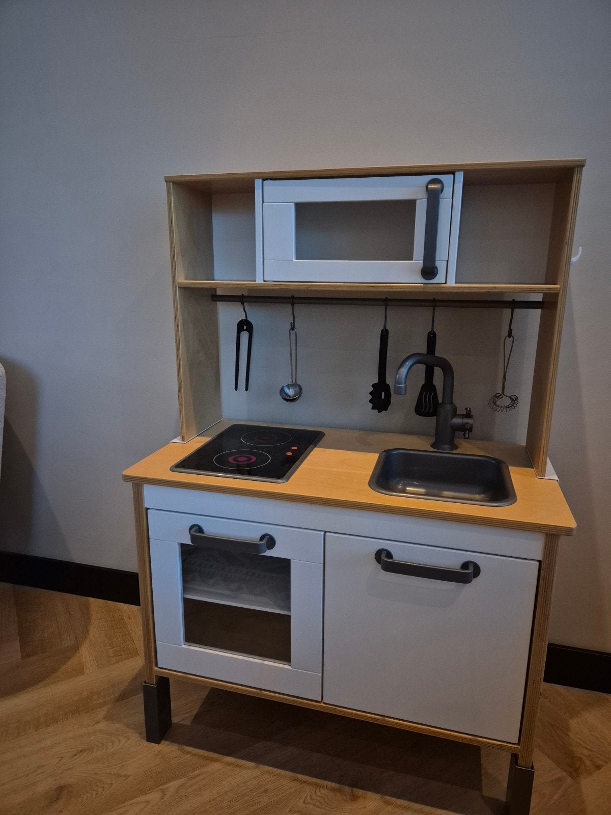 IKEA DUKTIG Kinderkeuken met accessoires, Ophalen, Zo goed als nieuw, Jongen of Meisje