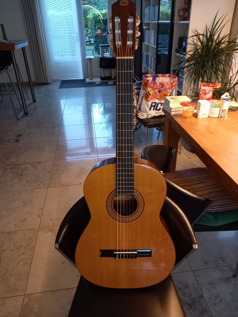 gitaar, Ophalen, Zo goed als nieuw, Klassieke of Spaanse gitaar
