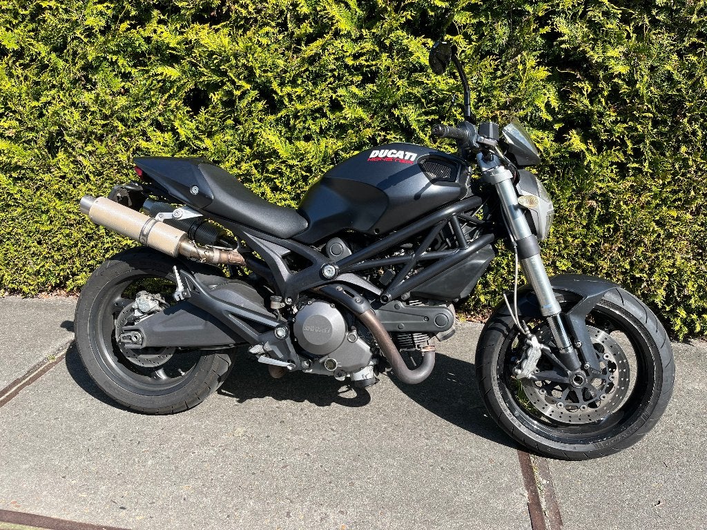 Ducati monster 696, 2 cilinders, Sportuitlaat, Motorrijbewijs A, Gebruikt