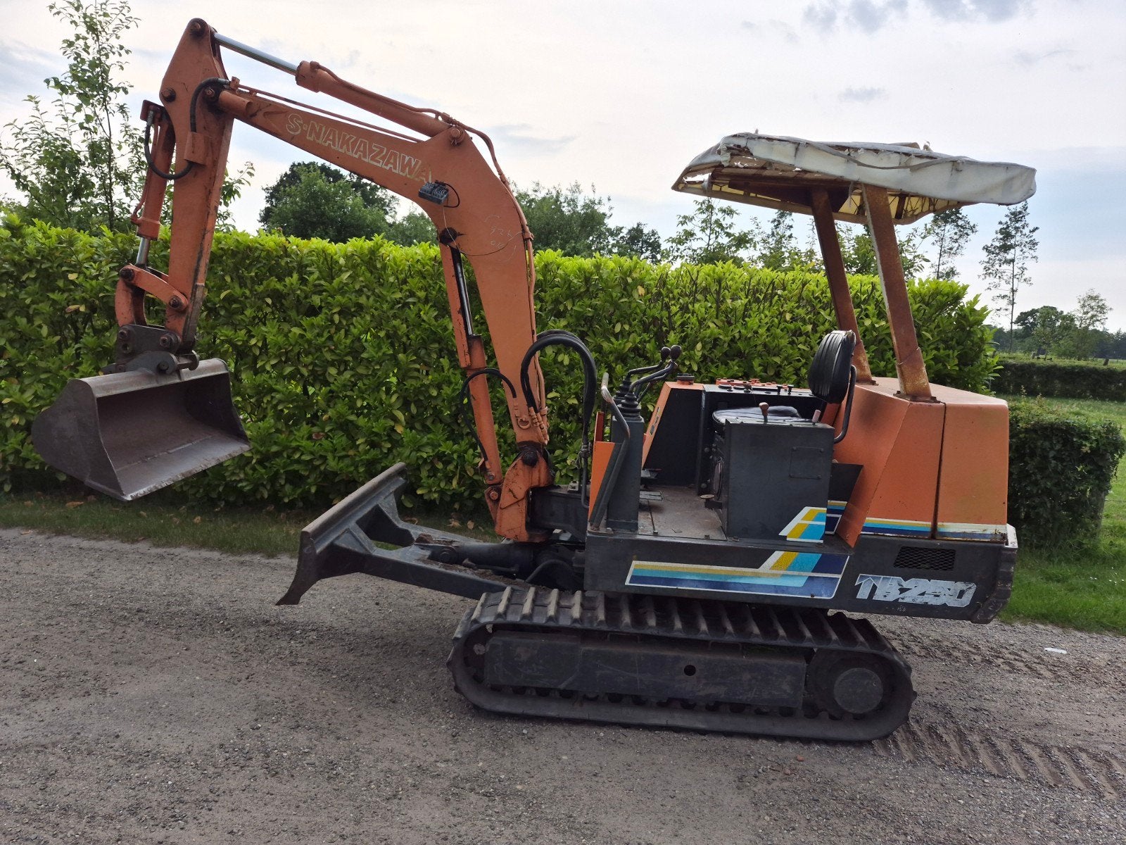 Takeuchi  TB250 Minigraver, Ophalen