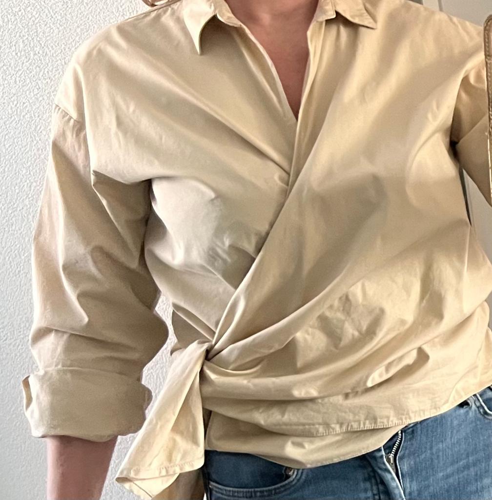 Zara overslag/wikkel blouse 34 valt ruim, Ophalen of Verzenden, Zo goed als nieuw, Maat 34 (XS) of kleiner, Beige