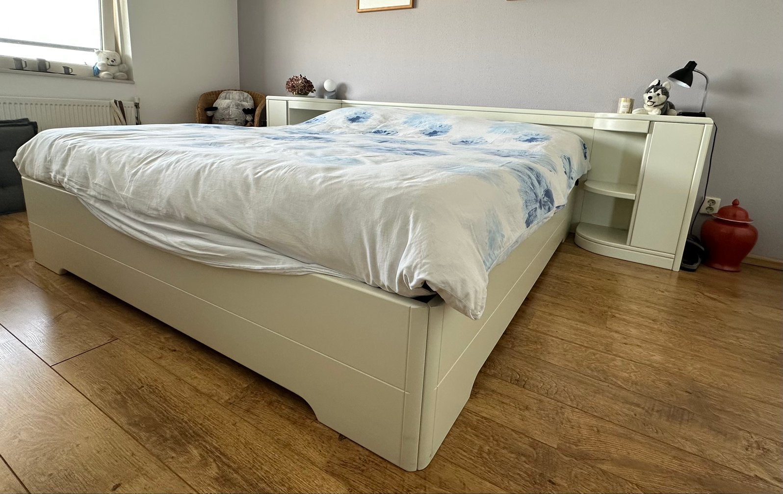 Conpleet bed met Tempur matrassen en bodem, Ophalen, Wit, Tweepersoons, Zo goed als nieuw