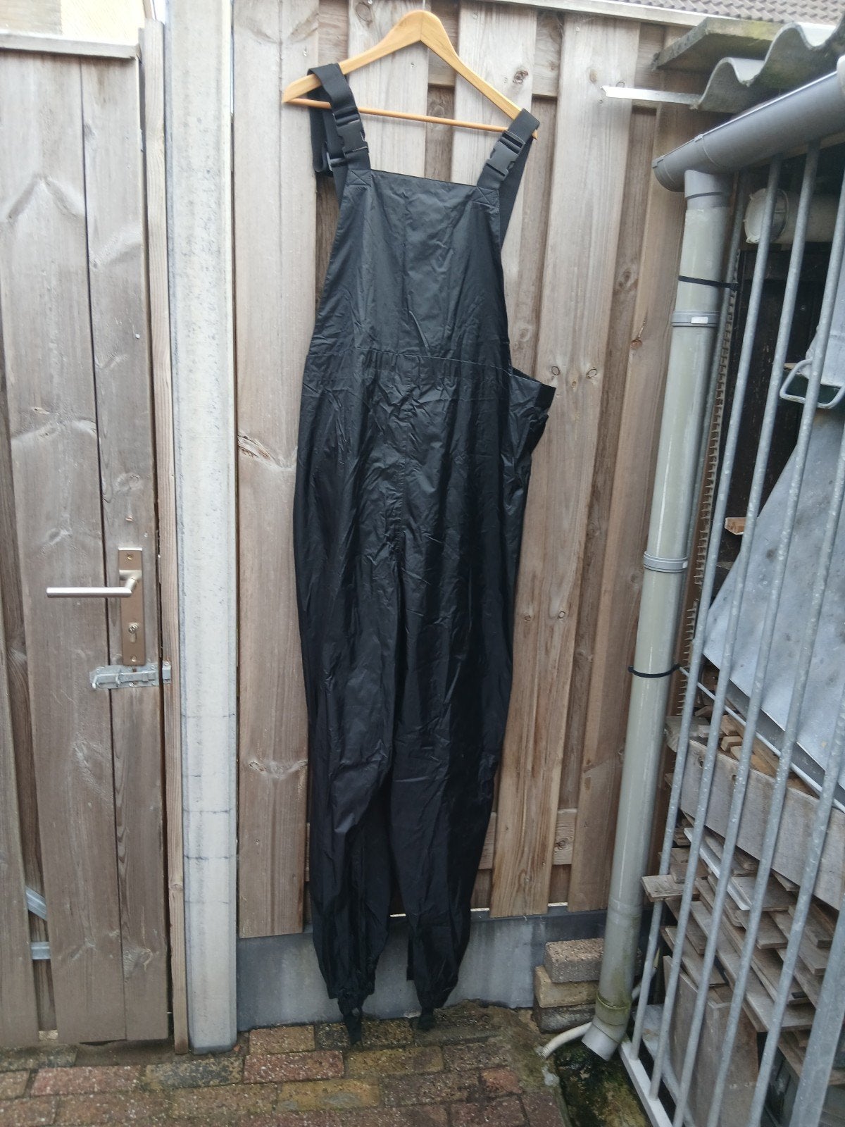 Zwarte regenbroek met bretels - Maat 2XL, Ophalen of Verzenden, Gebruikt, Regenbroek, Heren