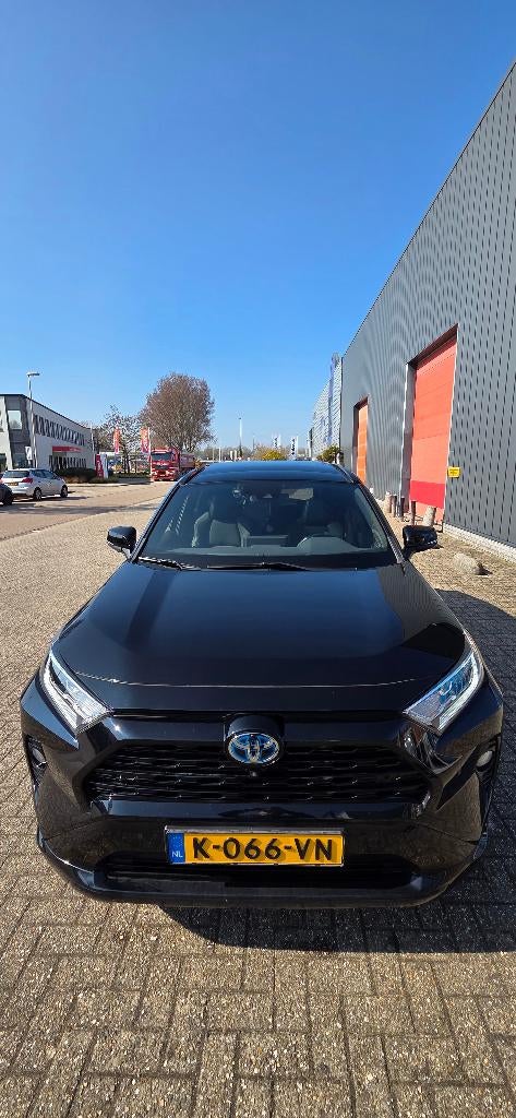 Toyota RAV4 2.5 Hybrid Black Edition | BEARLOCK | PANORAMA, Parkeerassistent, 4 cilinders, 2487 cc, Leder en Stof