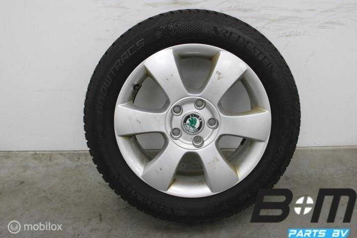 WINTER! ORIGINEEL! 16 inch velgen Skoda Octavia! 1Z0601025P, Auto-onderdelen, Gebruikt, Velg(en)