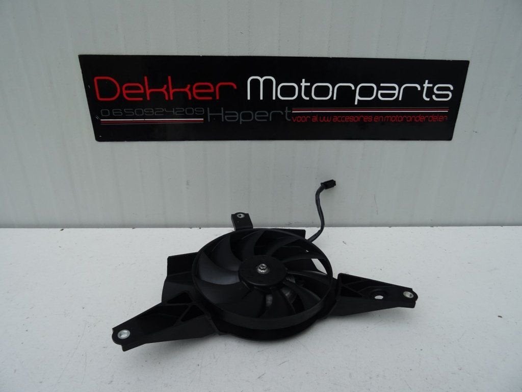Koelvin / Ventilator / Blower Yamaha YZF 690 R7 2022-2023, Gebruikt, -, -, Ophalen of Verzenden