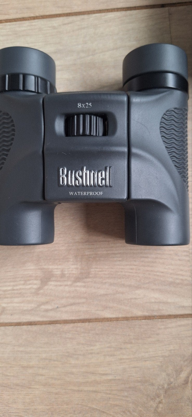 Bushnell 8x25 Verrekijker met Hoes - Waterdicht, Ophalen of Verzenden, 8 tot 12x, Dakkant (recht), Met hoes of tas