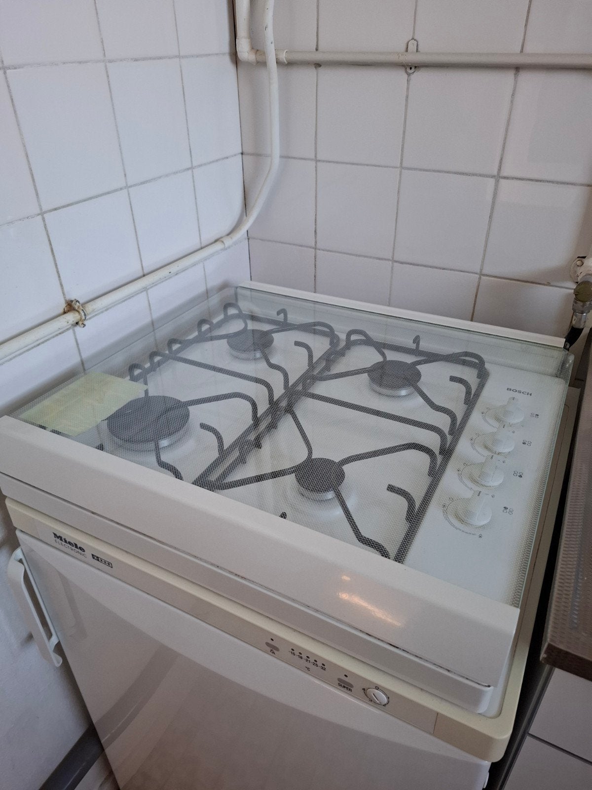 Bosch gasfornuis met 4 pitten en glazen deksel, Ophalen, Gebruikt, 60 cm of meer, 4 kookzones