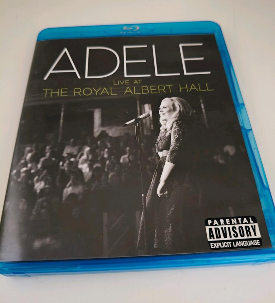 Adele - Live at the Royal Albert Hall ~ Blu-ray + CD Boxset, Ophalen, Zo goed als nieuw, Muziek en Concerten, Boxset