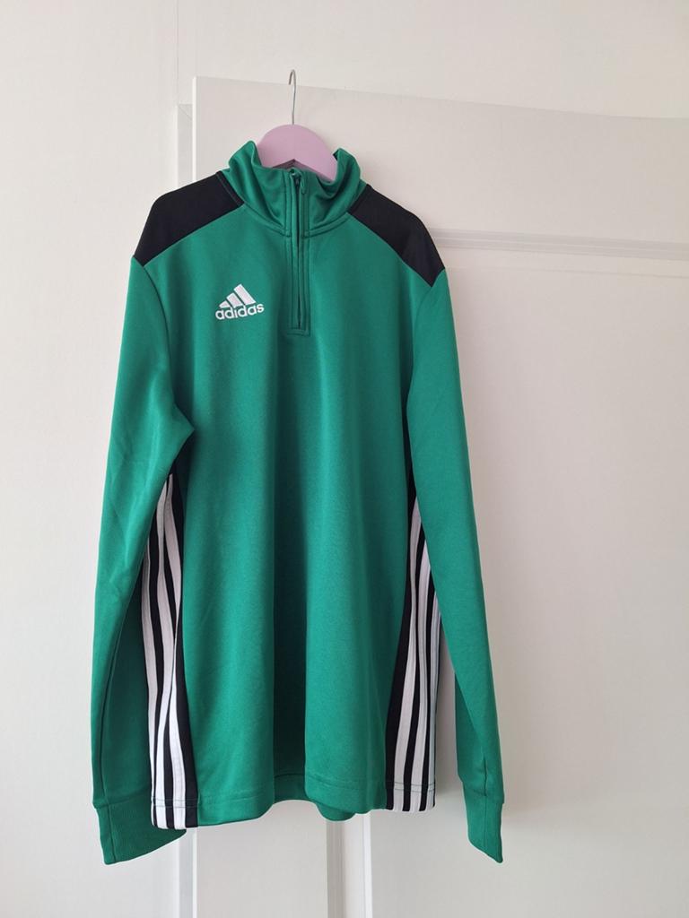 Mooi groen sportvestje van Adidas mt 164!, Adidas, Sport- of Zwemkleding, Ophalen of Verzenden, Zo goed als nieuw