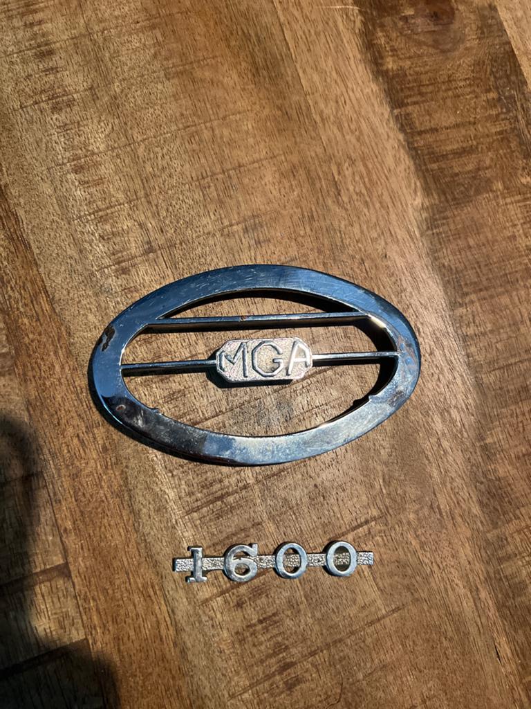 MGA 1600 embleem - Origineel klassiek auto-onderdeel, Ophalen of Verzenden, Gebruikt, MG