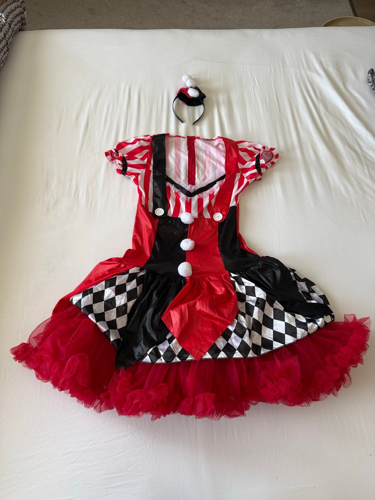 Harlekijn jurk Rood Zwart Wit met diadeem carnavalskleding, Ophalen of Verzenden, Zo goed als nieuw, Carnaval