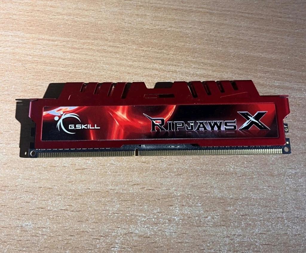 RAM G.Skill Ripjaws V DDR3 4gb, Ophalen of Verzenden, DDR3, Desktop