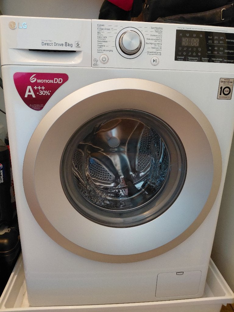 Lg wasmachine 8kg, Witgoed en Apparatuur, Ophalen, 1200 tot 1600 toeren, Gebruikt, 8 tot 10 kg