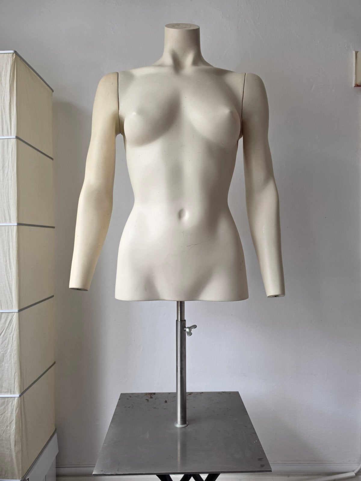Paspop torso dame met afneembare armen, Hobby en Vrije tijd, Naaien en Fournituren, Ophalen, Gebruikt, Paspop