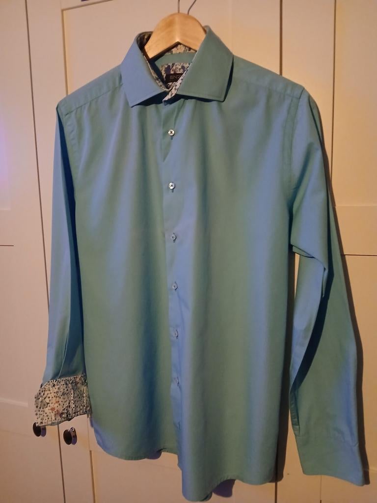 Lichtblauw overhemd met motief in boord en mouw, Kleding | Heren, Overhemden, Ophalen of Verzenden, Zo goed als nieuw, Blauw, Enzo