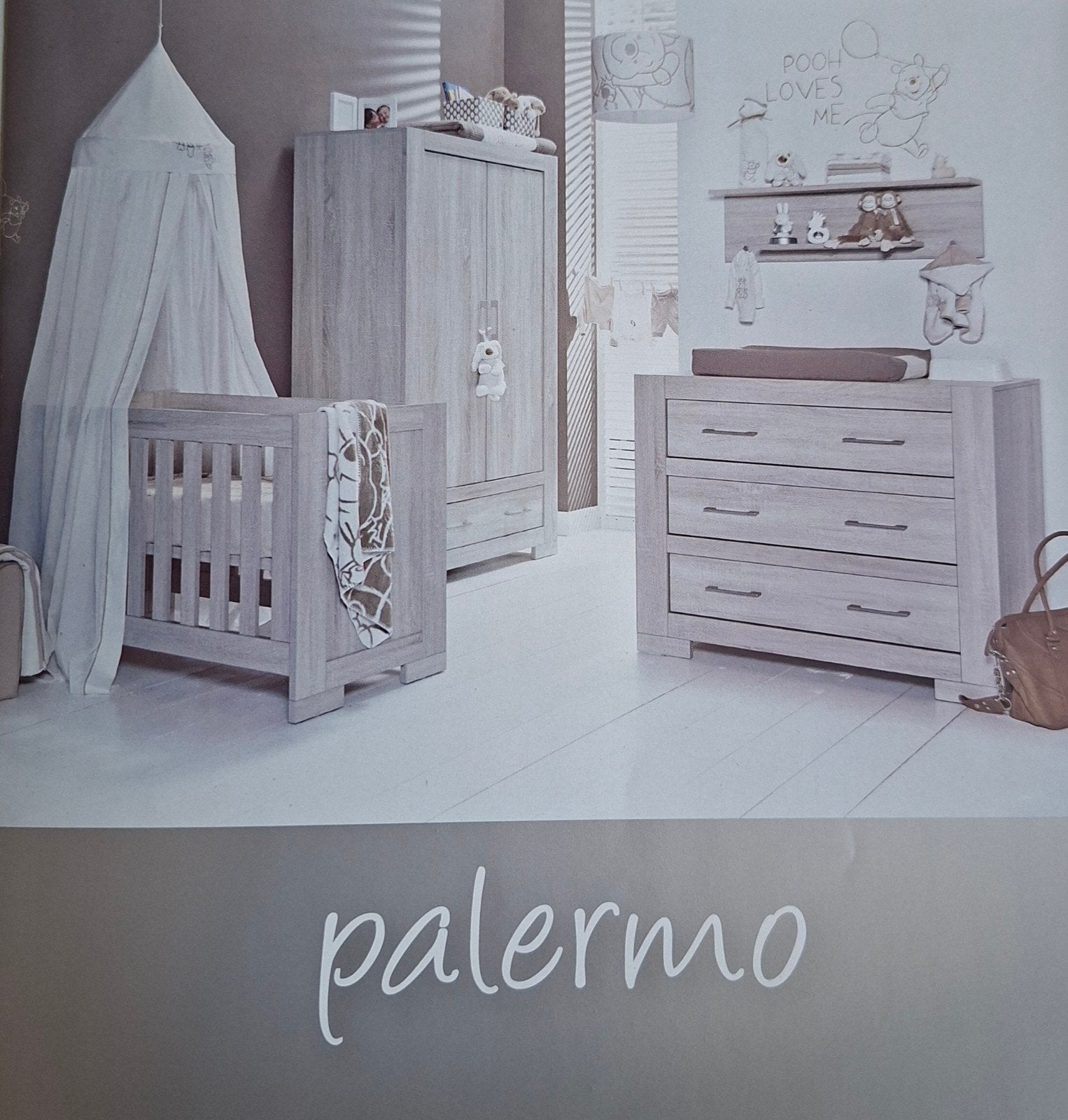 Complete Kinderkamer Palermo: Commode, Kast, Ledikant, Kinderen en Baby's, Ophalen, Gebruikt, Jongetje of Meisje