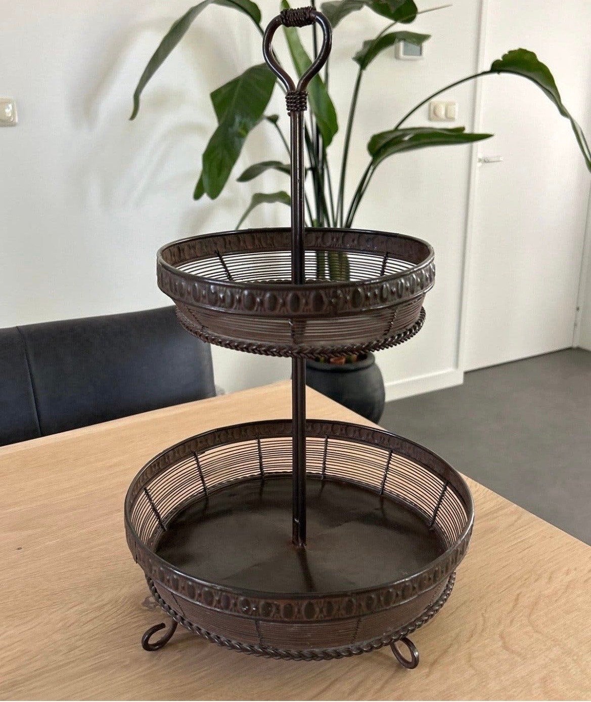 Decoratieve etagère van metaal - 2 lagen, Huis en Inrichting, Ophalen, Gebruikt