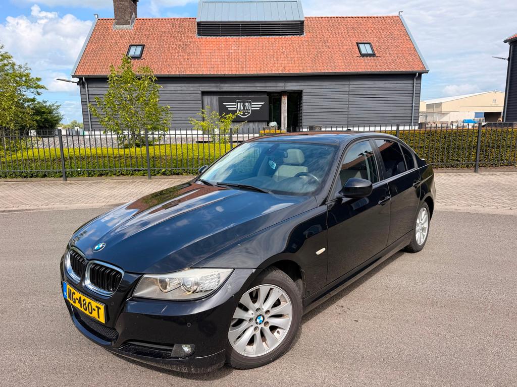BMW 3-serie 320d High Executive Automaat leer Navi Xenon Sch, Automaat, Achterwielaandrijving, Beige, 4 cilinders