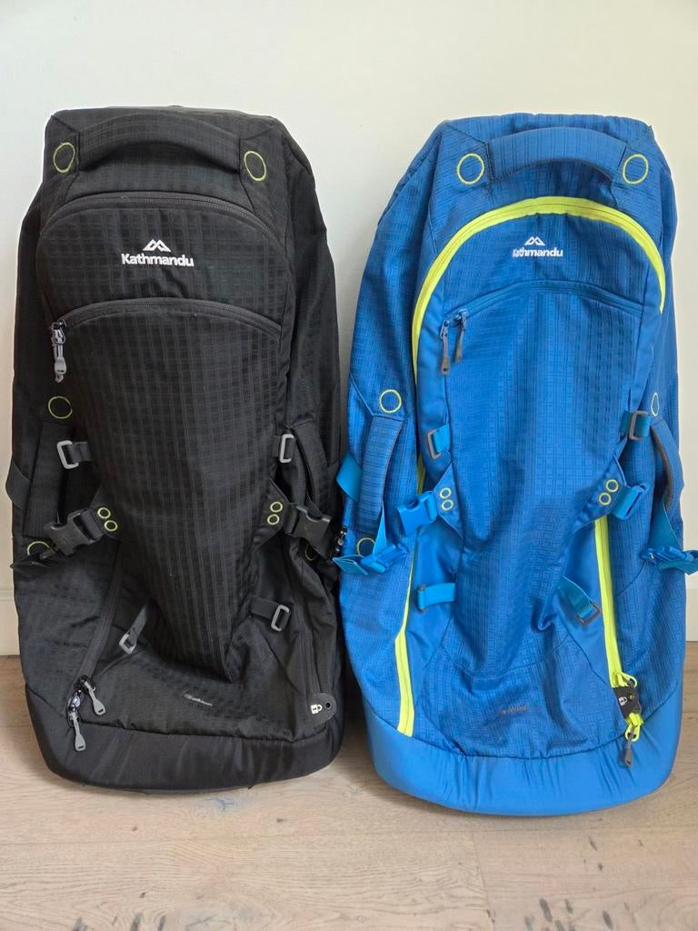 Kathmandu Hybrid Trolley / Backpack 70L, Ophalen, Zo goed als nieuw, Zwart, 30 cm of meer