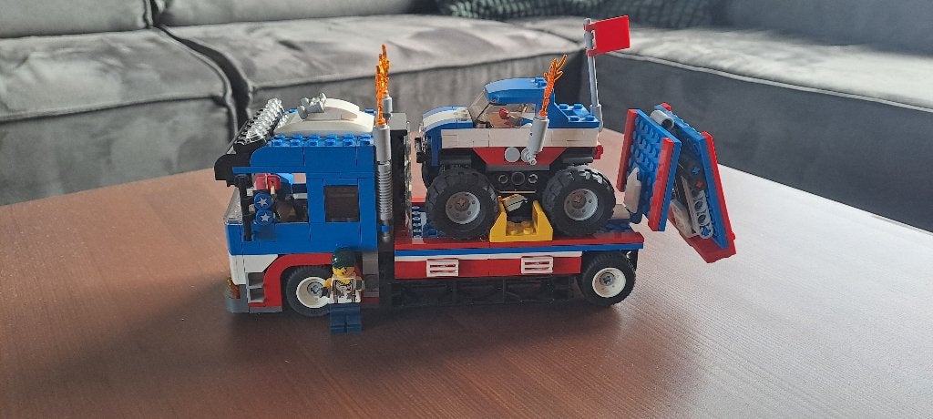 Lego Creator 31085 –  Mobiele stuntshow, Lego, Ophalen of Verzenden, Zo goed als nieuw, Compleet