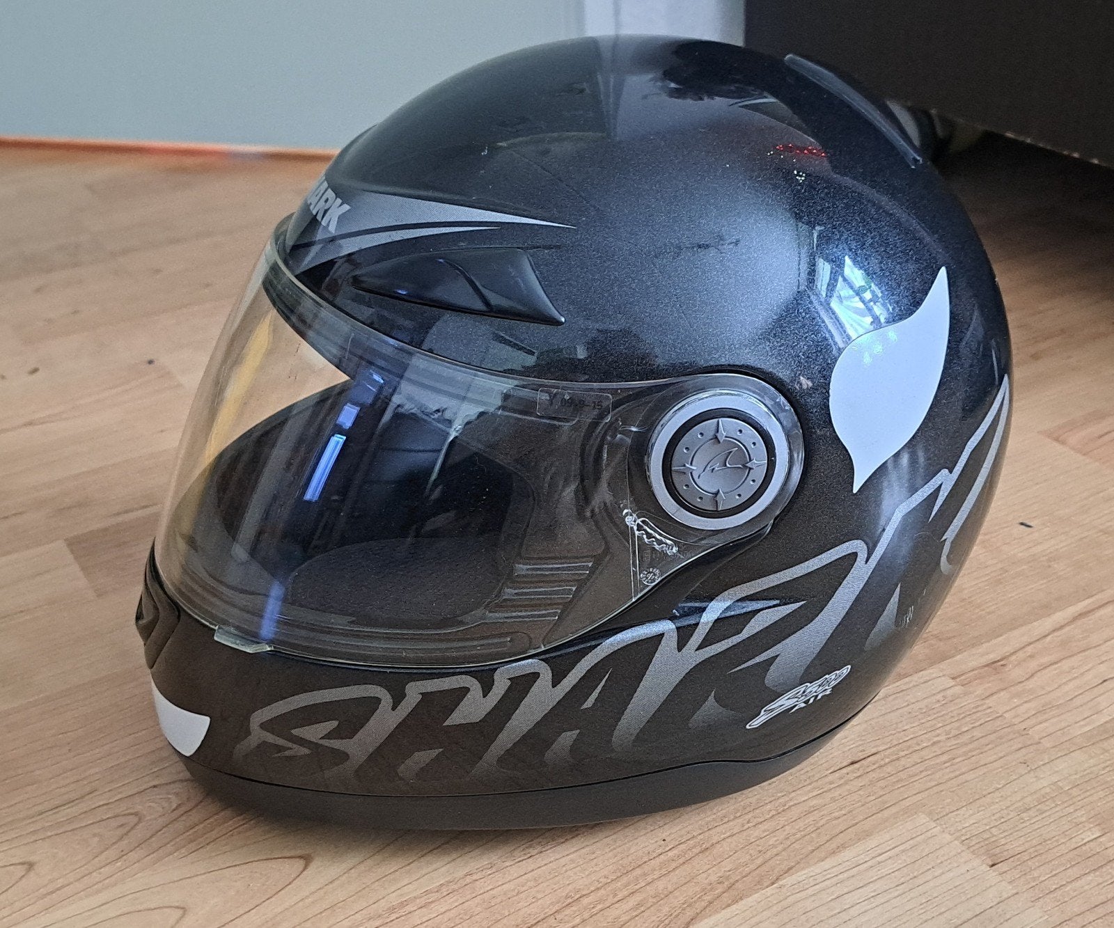Sharp S500 air helm, Ophalen of Verzenden, Medium