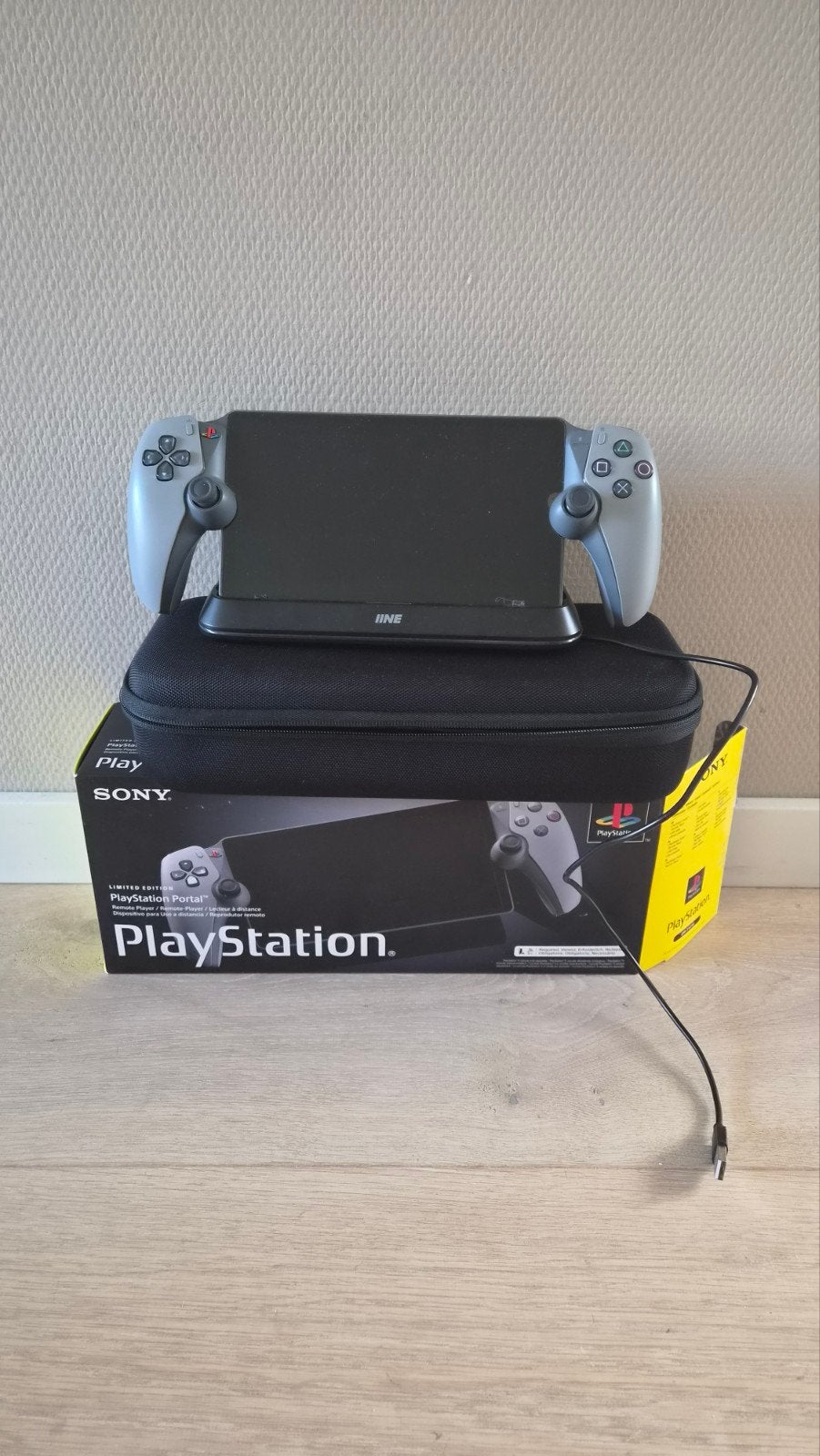 30th anniversary ps portal met hoes en oplaad station, Ophalen, Overige controllers, PlayStation 5, Nieuw