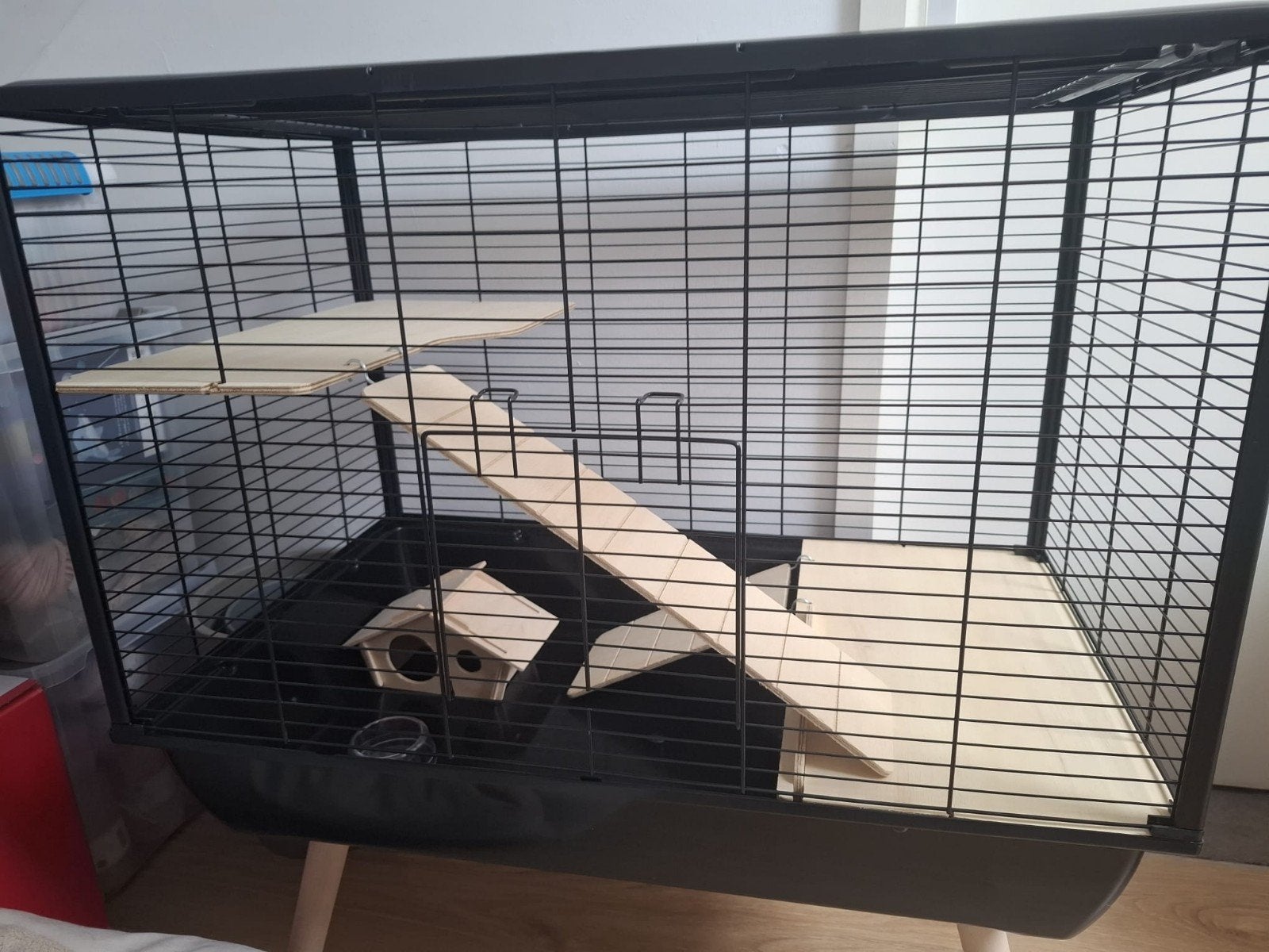 Nieuwe knaagdierkooi op poten, Ophalen, Kooi, 60 tot 90 cm, Nieuw