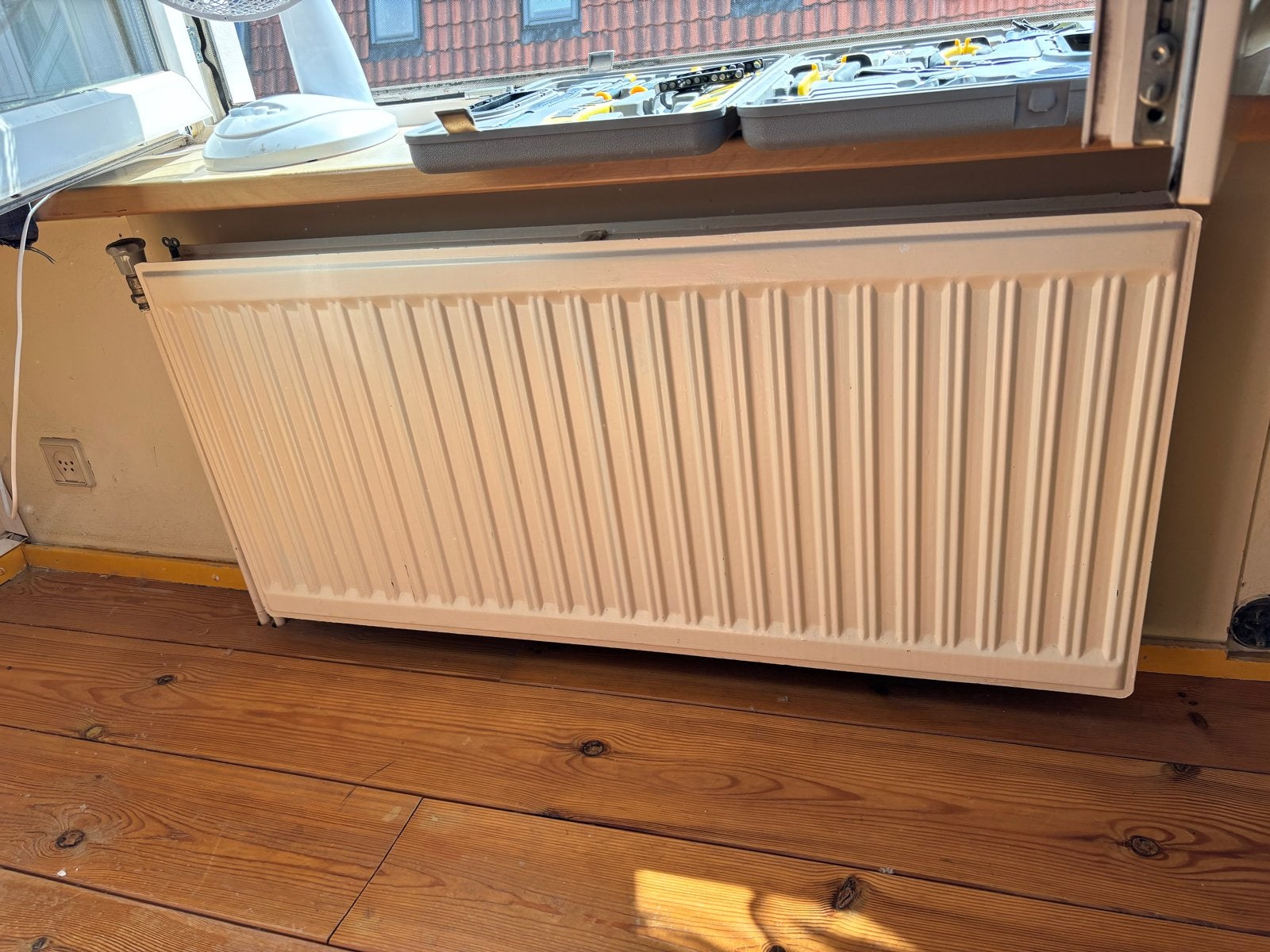 Gebruikte radiator, wit, in goede staat, Ophalen, 30 tot 80 cm, Radiator, 60 tot 150 cm