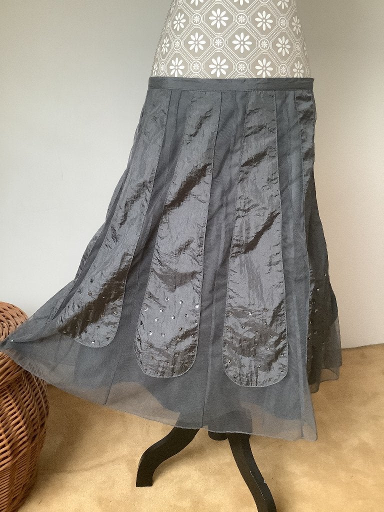 Zilvergrijs/blauw rok en Oxmo jasje Medium 36-38, Kleding | Dames, Kostuum of Pak, Ophalen of Verzenden, Zo goed als nieuw, Maat 36 (S)