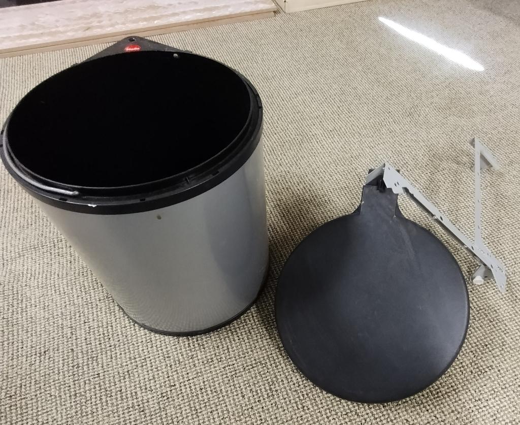 Inbouw prullenbak Hailo - 15 liter, Huis en Inrichting, Ophalen, Gebruikt, Metaal, Minder dan 50 cm