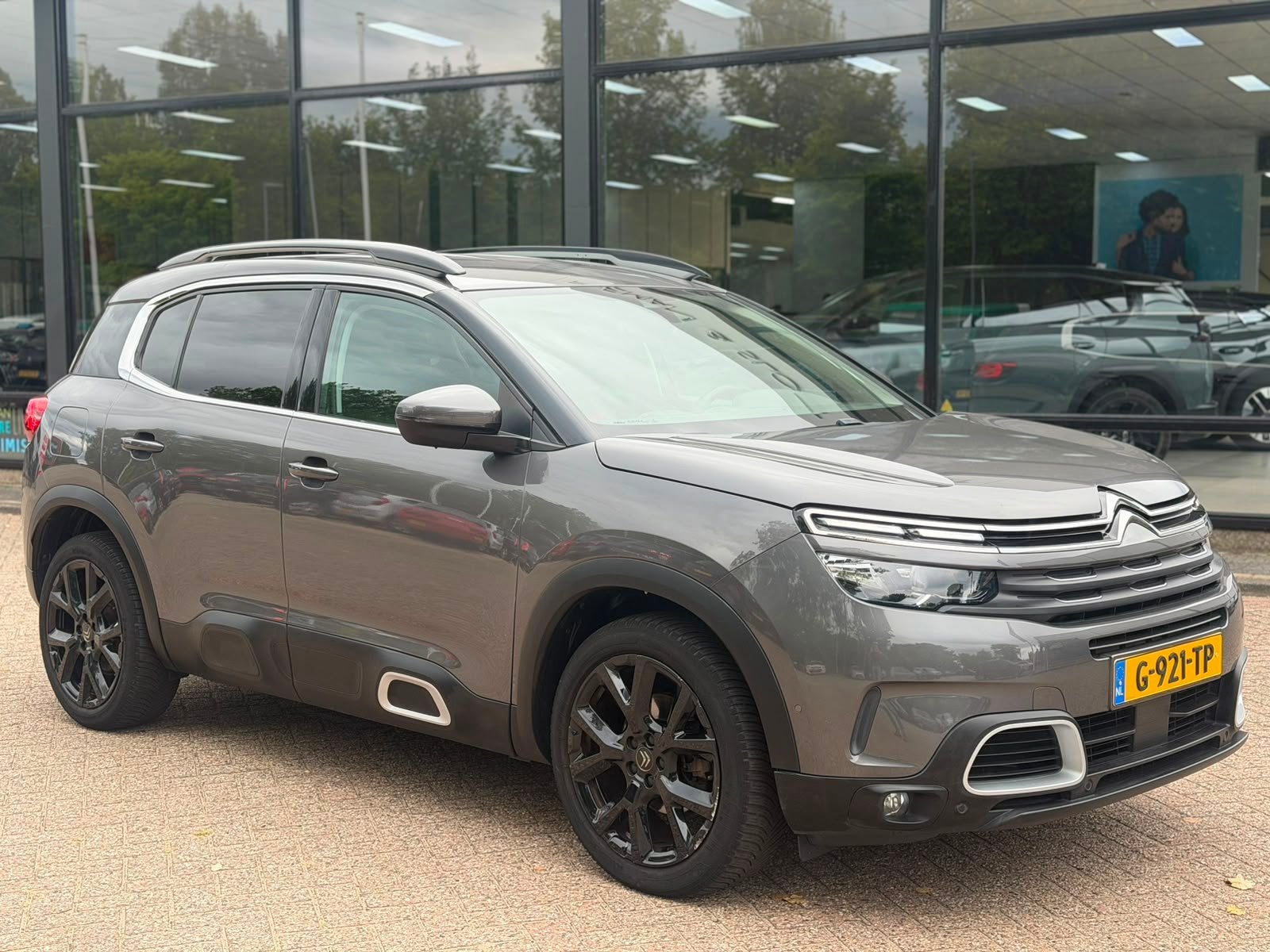 Citroën C5 Aircross 130pk Feel Navigatie | Camera | Trekhaa, Voorwielaandrijving, 1350 kg, Stof, Gebruikt