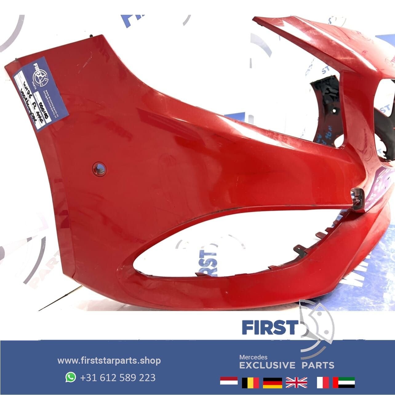 W176 A KLASSE 2017 FACELIFT AMG VOORBUMPER ROOD origineel Me, Gebruikt, -, Voor, Ophalen of Verzenden