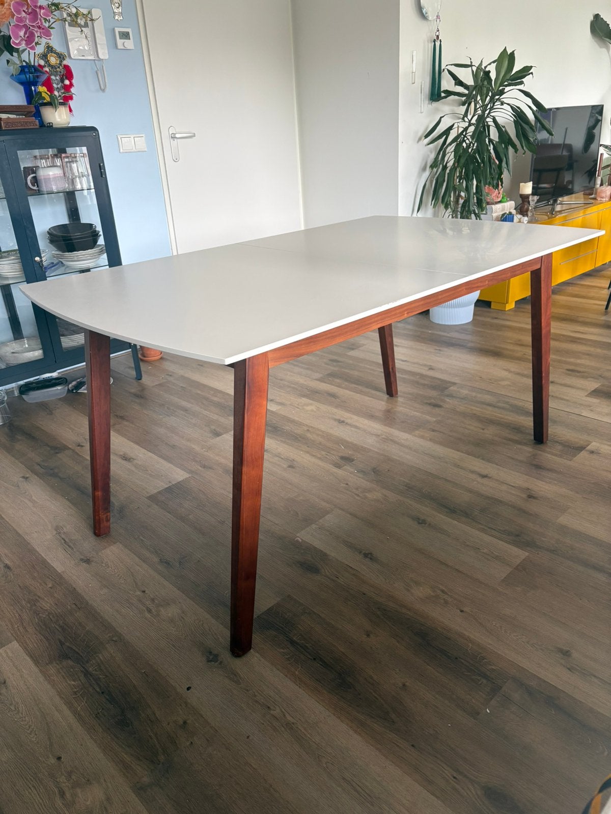 Uitschuifbare tafel, Ophalen, 50 tot 100 cm, Zo goed als nieuw, 150 tot 200 cm