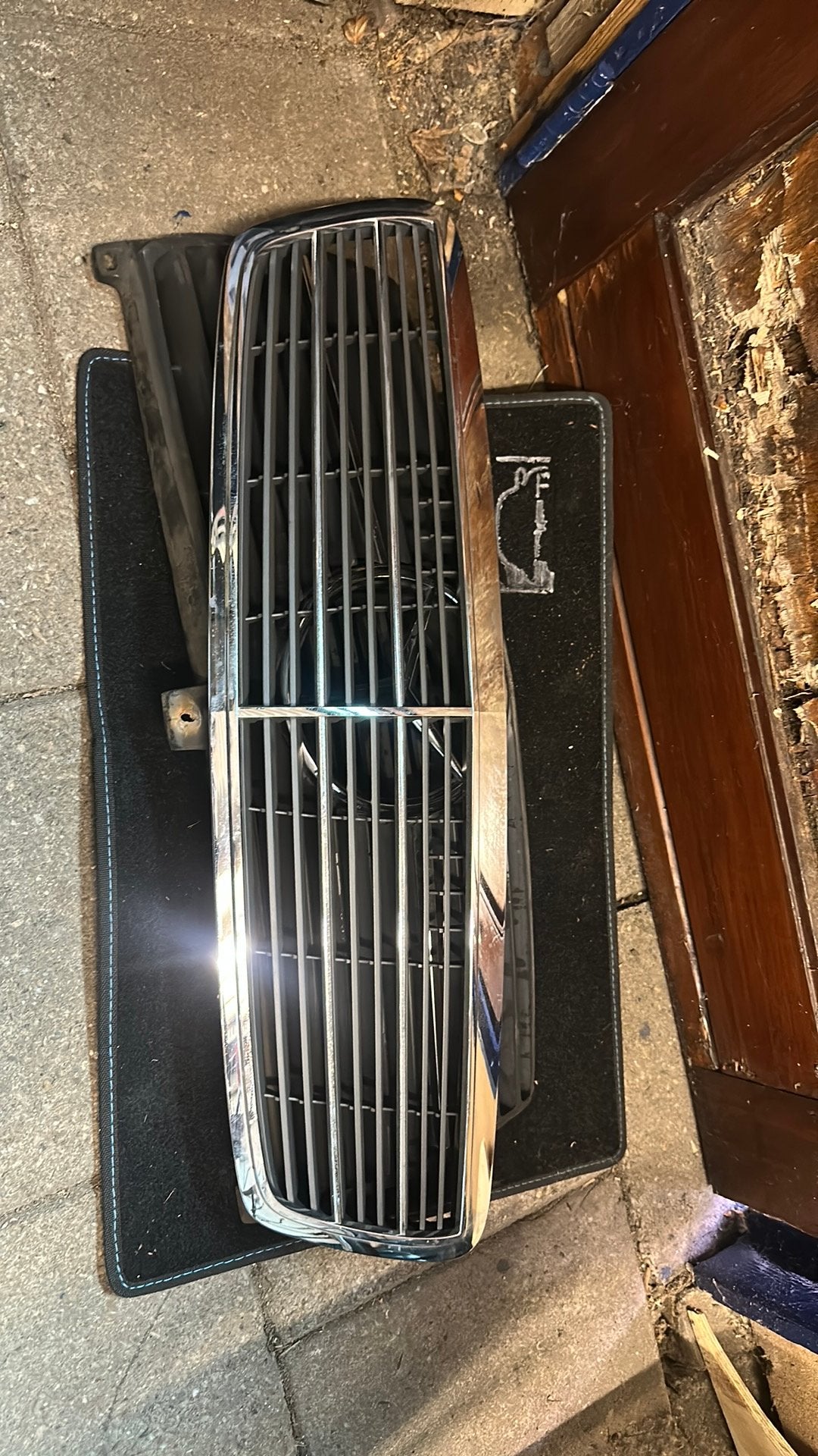 Mercedes w203 grill, Auto-onderdelen, Ophalen of Verzenden, Motorkap